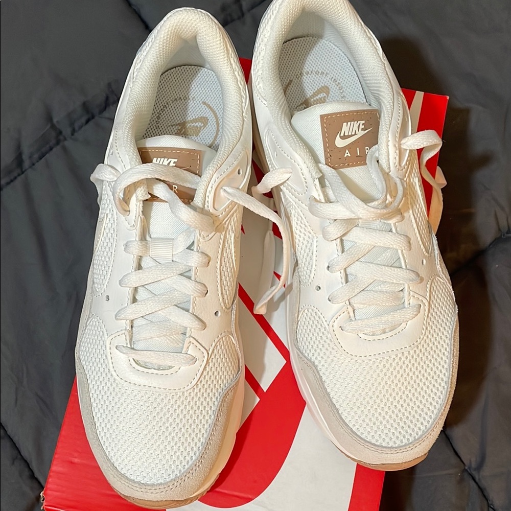 Nike White Air Max SC Sneakers